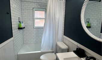 80 Forest Rd, Ambridge, PA 15003