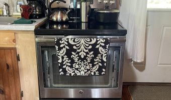 565 River Rd, Anson, ME 04958