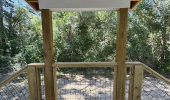 216 15th St, Apalachicola, FL 32320