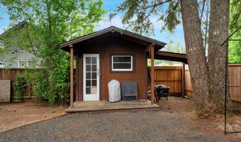 25191 BERRY Ln, Veneta, OR 97487