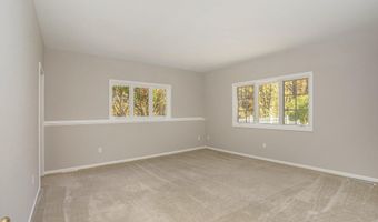 7540 Alaska Rdg SE, Alto, MI 49302