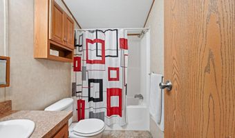 42 Sparrow Dr, Augusta, ME 04330