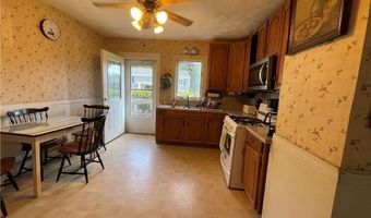 66 Sherry Ave, Bristol, RI 02809