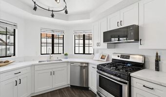 2174 Villa Sonoma Gln, Escondido, CA 92029