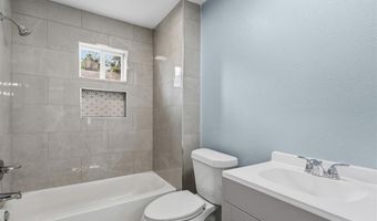 413 SE 3rd St, Ardmore, OK 73401