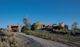 135 Mesa Sea, Arroyo Hondo, NM 87513
