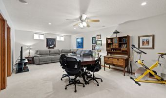 835 S 11th St, Adel, IA 50003