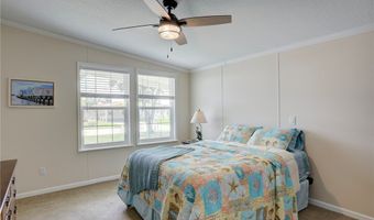 1040 Barefoot Cir, Barefoot Bay, FL 32976