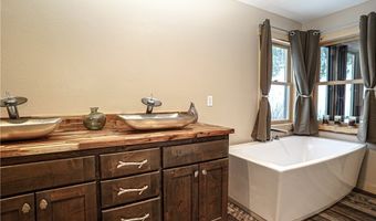6 N Fork Sage Creek Rd, Bridger, MT 59014