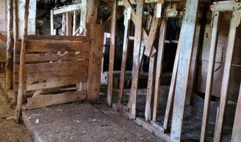 228 Nutter Ln, Barnet, VT 05821