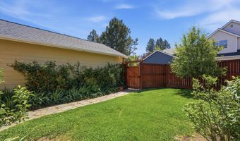 274 NW Outlook Vista Dr, Bend, OR 97703