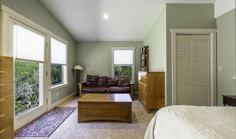 2815 Dead Indian Memorial Rd, Ashland, OR 97520