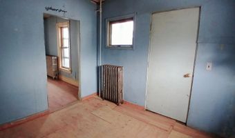 12 Pleasant St, Barre, VT 05641