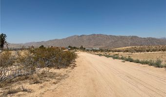 1 Luna Mountain Rd, Apple Valley, CA 92308