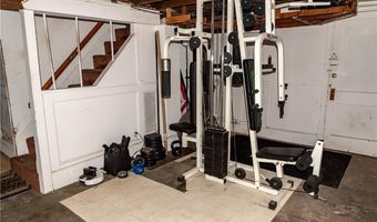 575 Pontiac Ave, Cranston, RI 02910