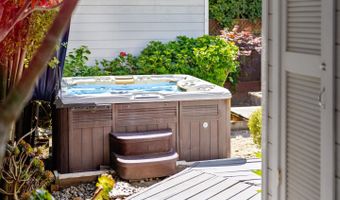 129 Santa Cruz Ave, Aptos, CA 95003