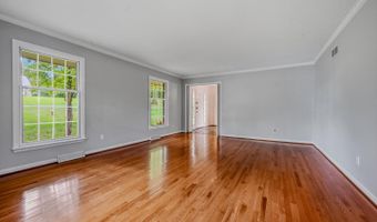 844 SUMMERSET Dr, Hockessin, DE 19707