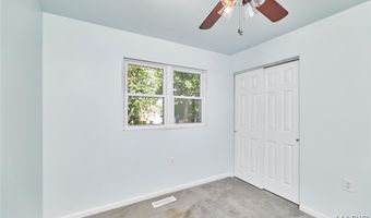 1211 Big Bend Rd, Ballwin, MO 63021