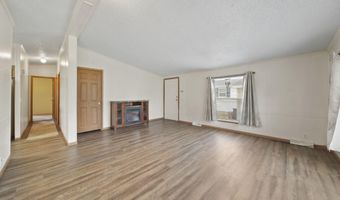 948 Savannah River Dr, Adrian, MI 49221