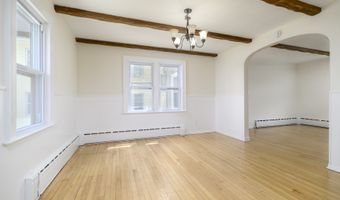206 Ridgefield Ave, Bridgeport, CT 06610