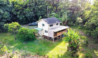 585 Kaupakalua Rd, Haiku, HI 96708