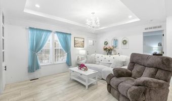 38 Oak Ridge Ln, Bennington, VT 05201