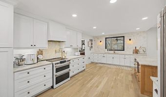 6396 Crosswinds Dr, Clover, SC 29710