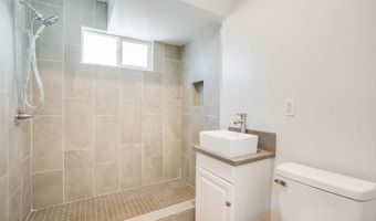 300 E Alhambra Rd D, Alhambra, CA 91801