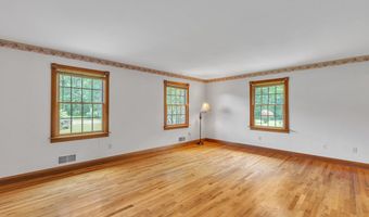 192 Palmer Rd, Chaplin, CT 06235