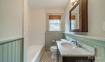 2400 Commonwealth Ave, Charlotte, NC 28205