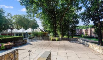 3356 WOODBURN Rd #34, Annandale, VA 22003