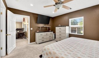 520 E 2nd St, Adrian, MO 64720