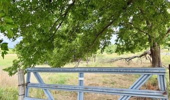 2 Pueblo Dr, Ardmore, OK 73401