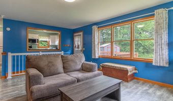 4783 Hinman Settler Rd, Brownington, VT 05860