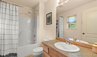 87 Clinton Ln, Belgrade, MT 59714