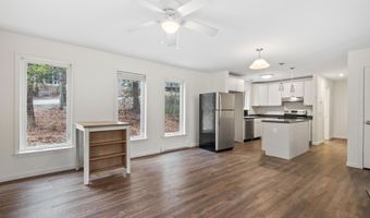 371 W Farm Rd, Bethlehem, NH 03574