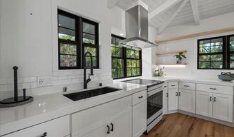 124 Waaula Pl, Kihei, HI 96753