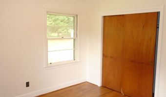 122 Houston, Barnesville, GA 30204