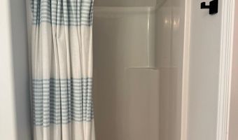 711 Burbrook Ln, Boiling Springs, SC 29316
