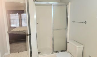 1660 Pond Shore Dr, Ann Arbor, MI 48108