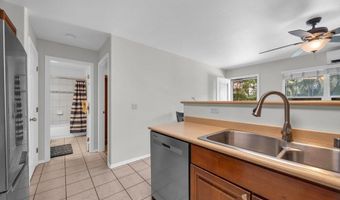 201 Ho'opili Akau St, Kihei, HI 96753