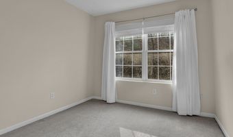 20 Lakeview Dr 20, Branford, CT 06405