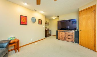 2013 NW School St, Ankeny, IA 50023