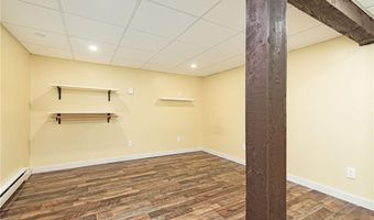 10 Ship St, Jamestown, RI 02835