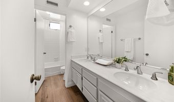 719 S Goldfinch Way, Anaheim, CA 92807