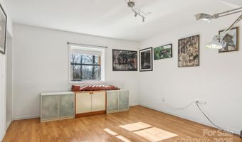 224 Beverly Rd, Asheville, NC 28805