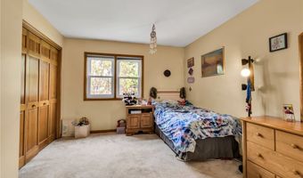 25 Fifth Ave, Amherst, NY 14221