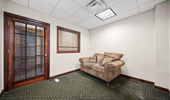 21 Greene Ave, Amityville, NY 11701
