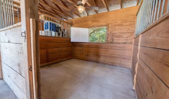 9311 NW 143RD St, Alachua, FL 32615