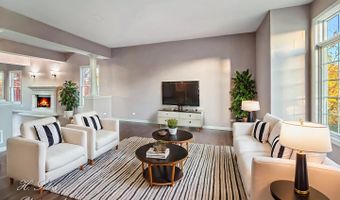 3260 Nottingham Dr, Algonquin, IL 60102